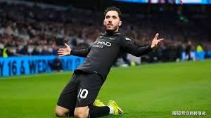 拓记：对火箭是杨瀚森本赛季最佳一战，他完全在场上站得住脚