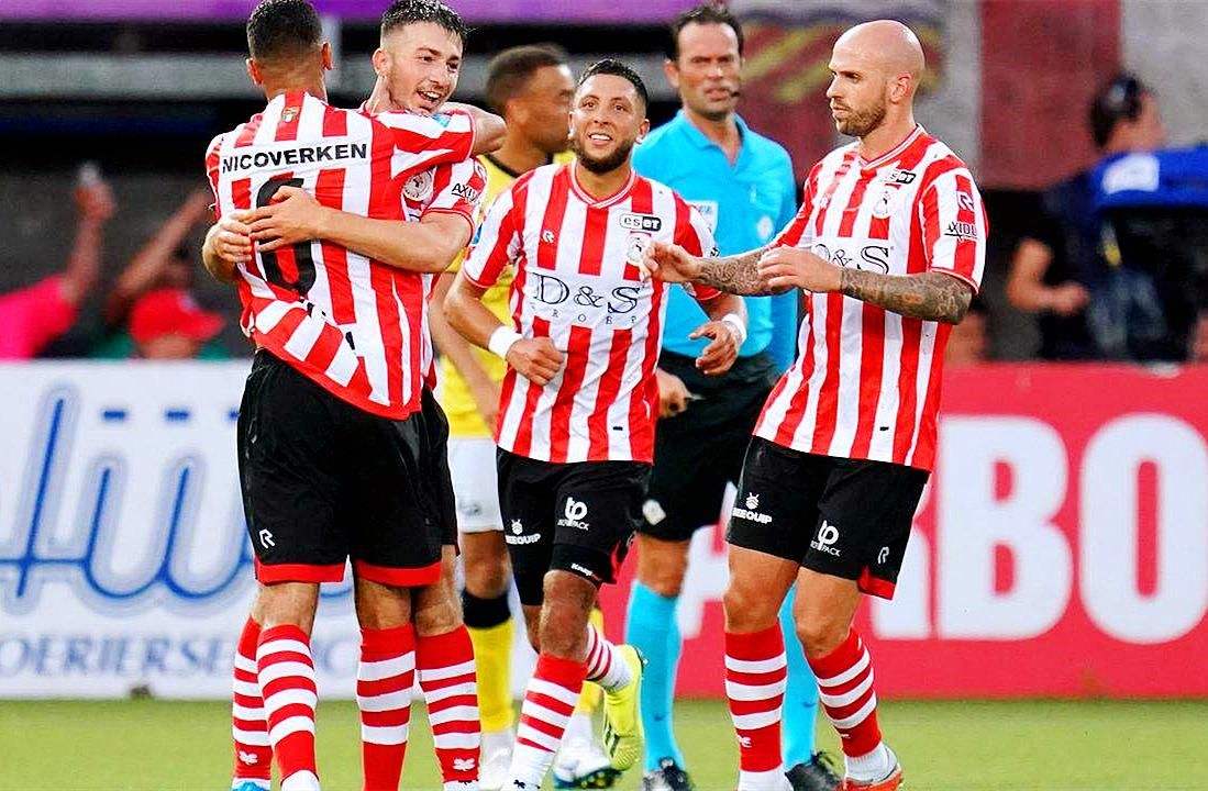 组成两套国 组成两套国